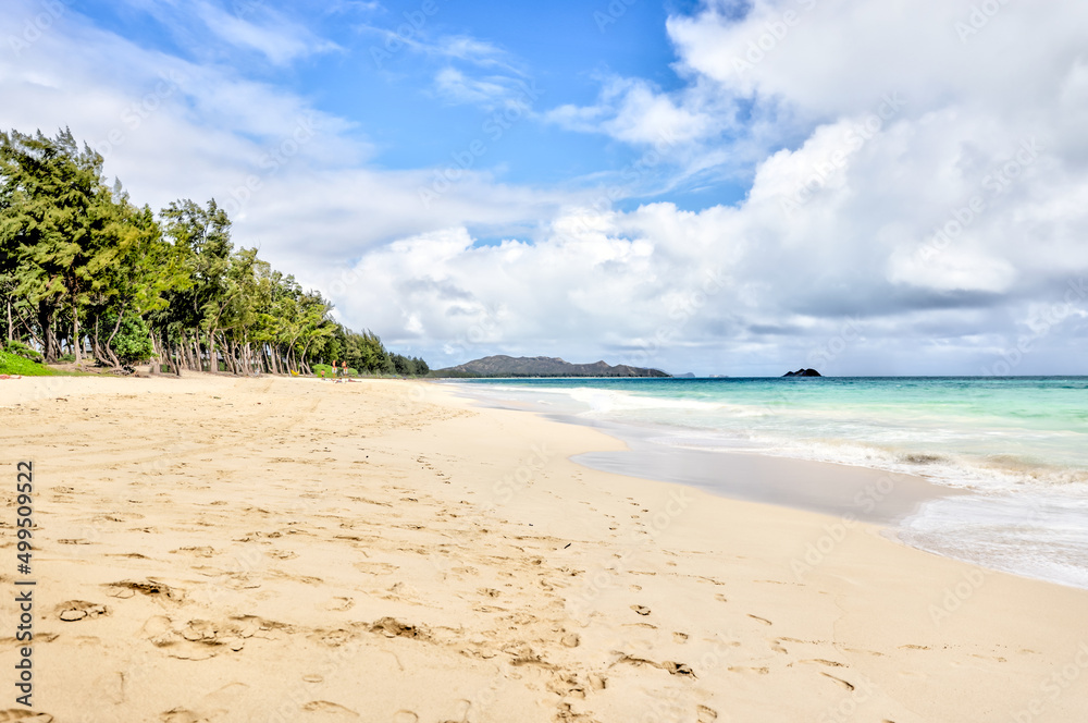 Housing and beach scenery along Lanikai Beach on Oahu