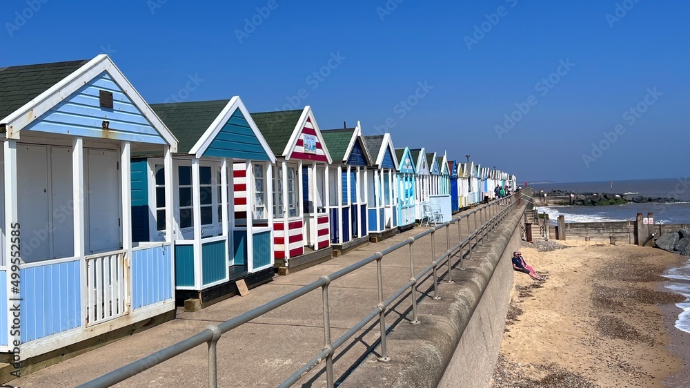 Obraz premium beach huts at the beach Southwold Suffolk England