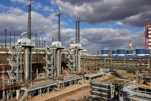 Methanol synthesis process mixed reforming reactors columns and cooling towers. Methanol production and CO2 utilization by methanol reactor column for alternative to petroleum fuels