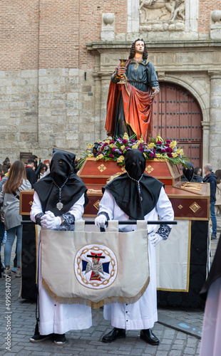 Canvas-taulu Semana santa Valladolid, procesión con el paso a san Juan evangelista del siglo