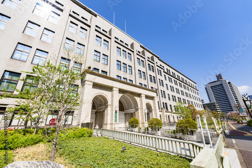 Wallpaper Mural 財務省　国税庁　（被写体の敷地外である公道から撮影しています）
 Torontodigital.ca