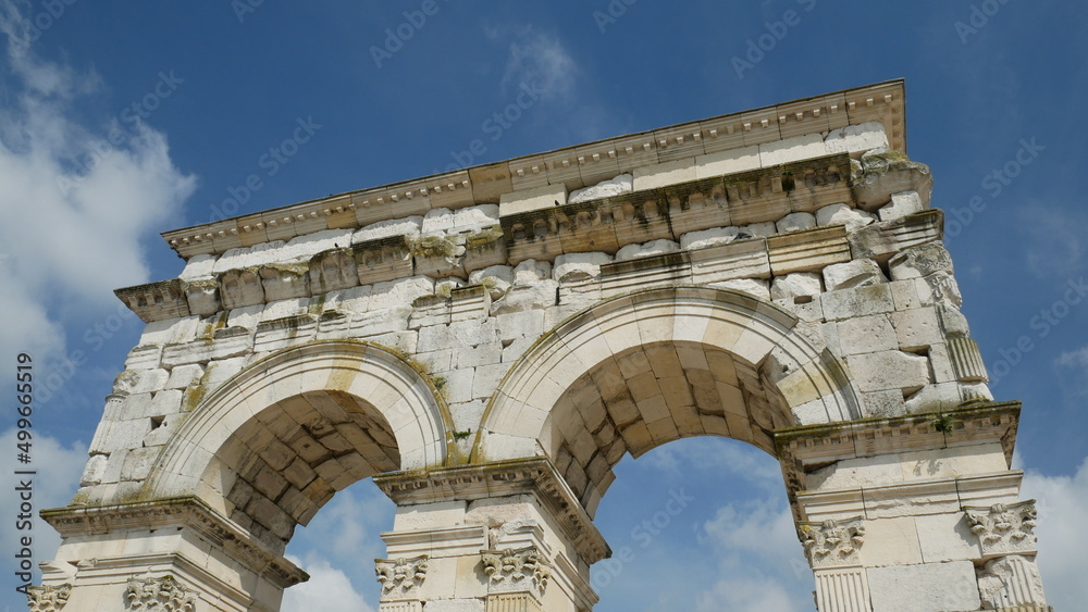 Détail de l'arc de Germanicus de la ville de Saintes, Charente-Maritime, France