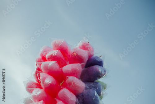 Algodón de azúcar coloridos. Concepto de tradiciones y alimentos, (Sudamérica) photo