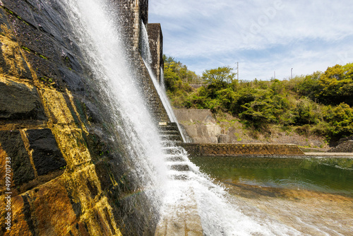 Fototapeta Naklejka Na Ścianę i Meble -  日本の香川県観音寺市の豊稔池堰堤の美しいダム