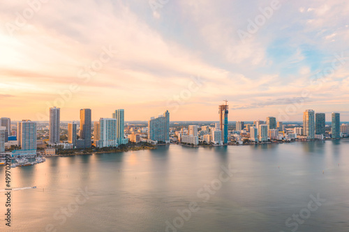 Edgewater Miami Sunset in South Florida © Luis