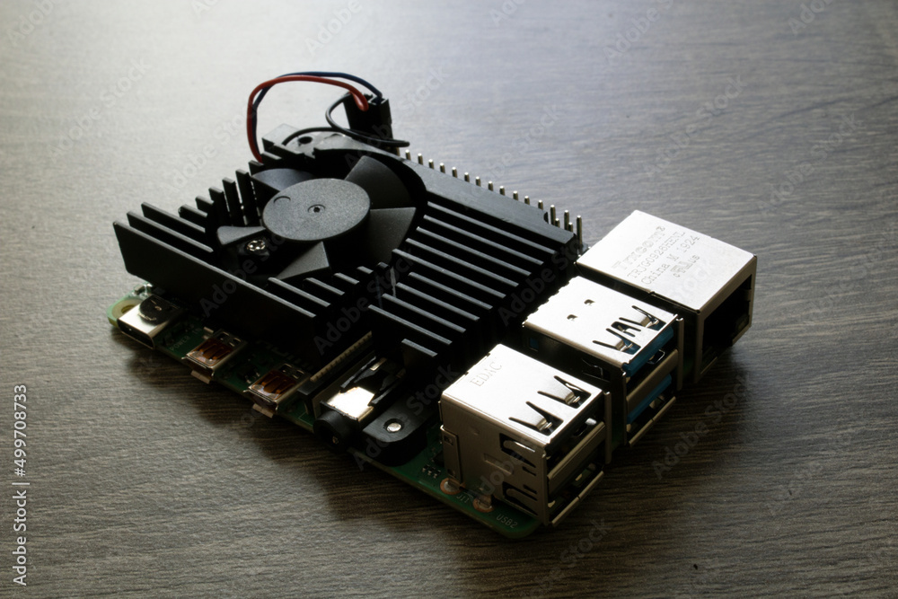 Raspberry Pi with Black Heatsink and Wires for Electrical Engineering - obrazy, fototapety, plakaty 