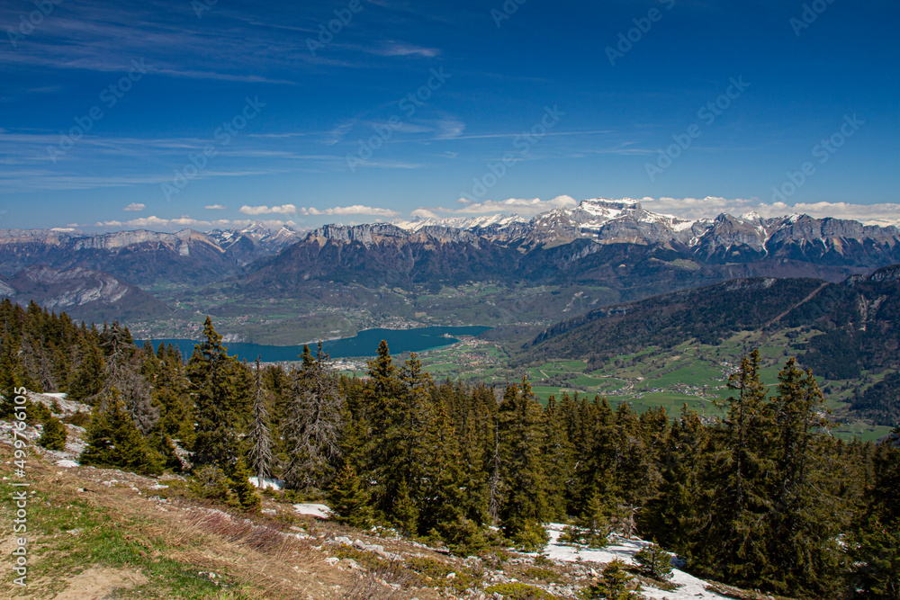 Le Lac d'Annecy et les Aravis vues depuis le Semnoz, Haute-Savoie, France