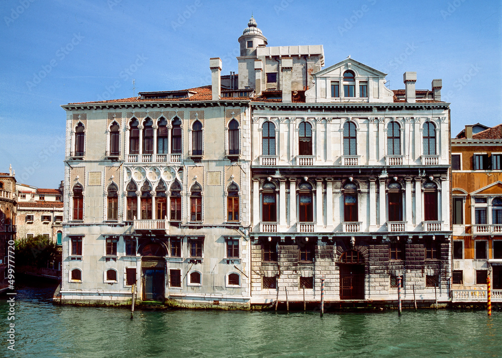 Venezia. Palazzo Contarini degli Scrigni e Corfù