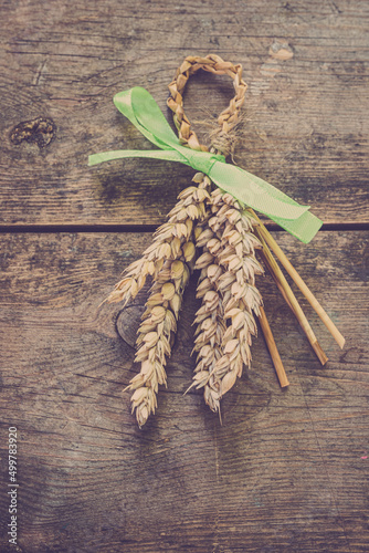 Traditional Ladies Harvest Favours ( Corn Dollys )