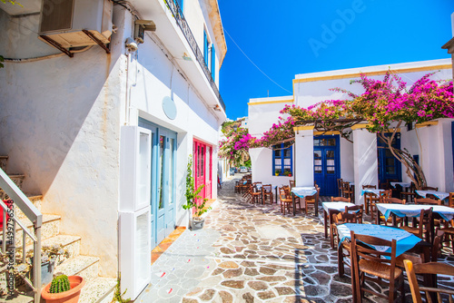 Fototapeta Naklejka Na Ścianę i Meble -  Greek traditional village on Milos island