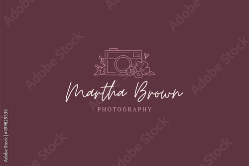 Minimalist vintage camera botanical blossom decor romantic feminine beauty blog line art logo vector