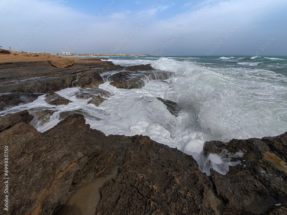 Fototapeta premium Vega Baja del Segura - Torrevieja - Paisajes de Cabo Cervera y espacio natural de calas junto al mar.