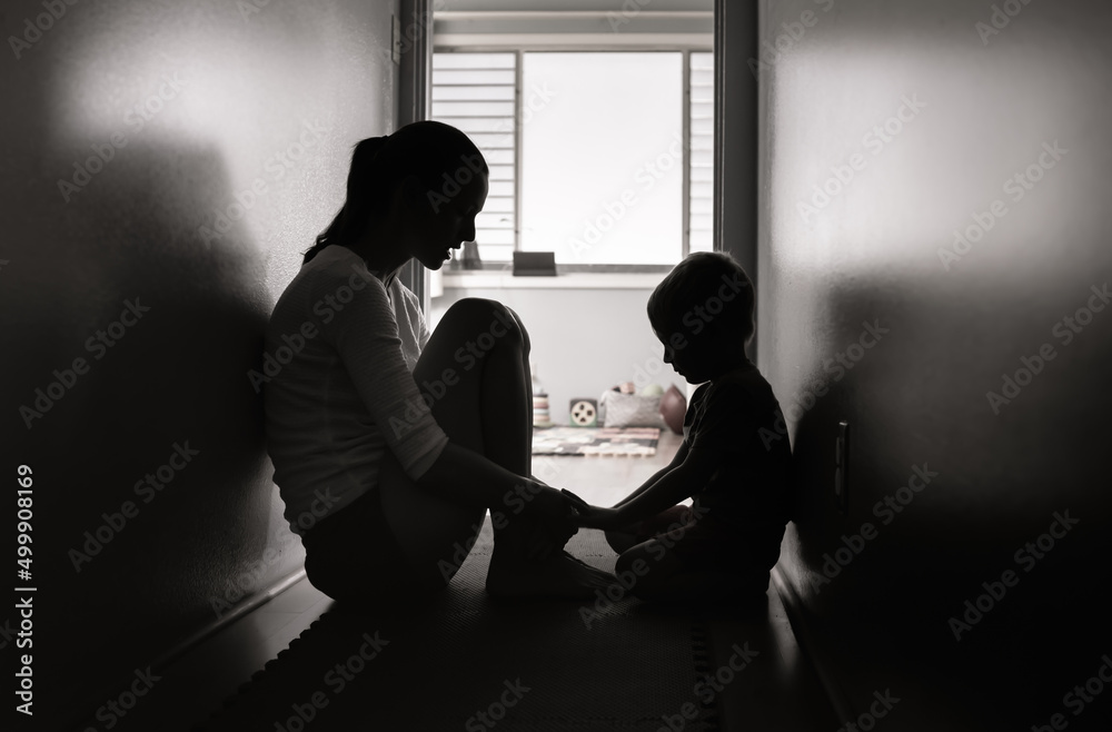 Mother taking with her child at home. Parenting and child parent relationship concept.  - obrazy, fototapety, plakaty 
