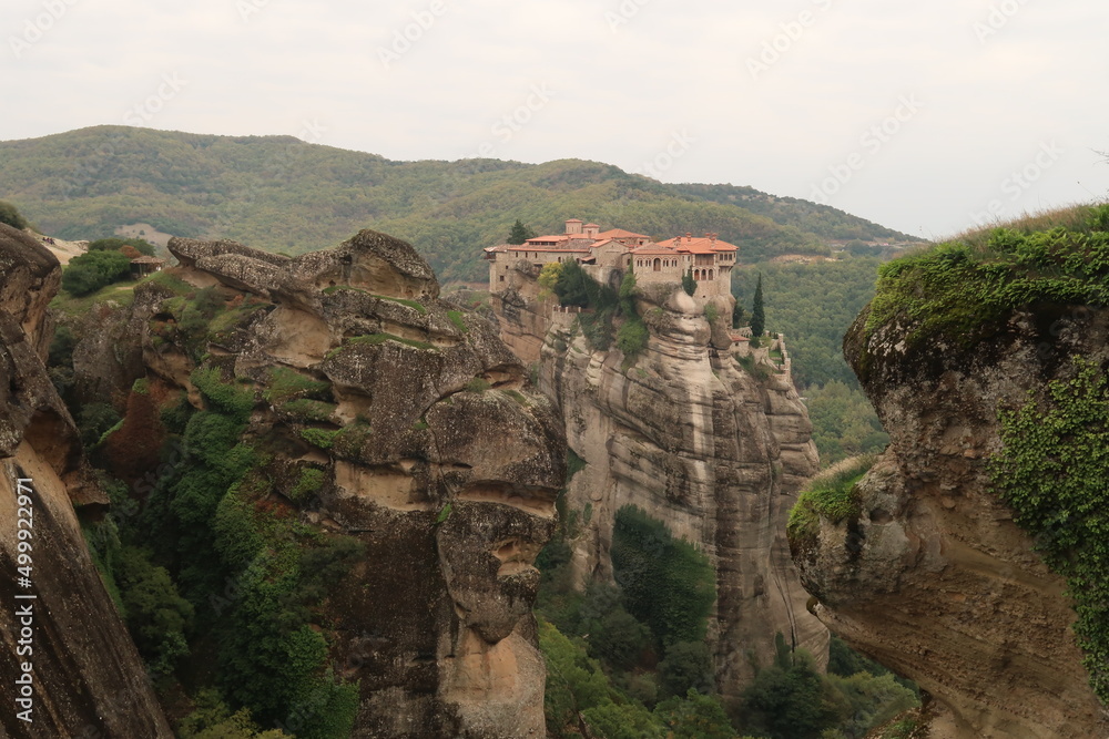 Fototapeta premium View from the Holy Monastery of Great Meteoron onto the Monastery of Varlaam