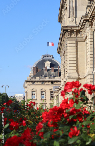 Military school located in the 7th arrondissement of Paris opposite the Eiffel Tower