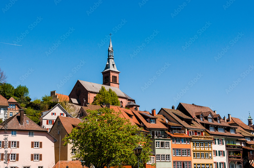 Laufenburg, Laufenburg Baden, Altstadt, Heilig Geist, Kirche, Laufenbrücke, Rhein, Rheinuferweg, Altstadthäuser, Frühling, Baden-Württemberg, Deutschland Laufenburg, Laufenburg Baden, Altstadt, Heilig Geist, Kirche, Laufenbrücke, Rhein, Rheinuferweg, Altstadthäuser, Frühling, Baden-Württemberg, Deutschland