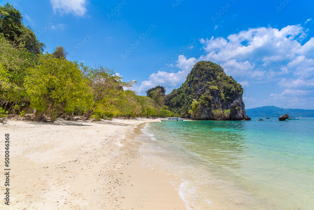 Fototapeta premium Beach at Koh Hong island