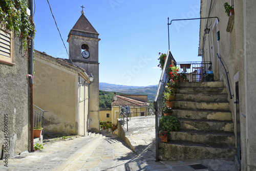 Fototapeta Naklejka Na Ścianę i Meble -  Narrow street in Calvello village in the Basilicata region of Italy