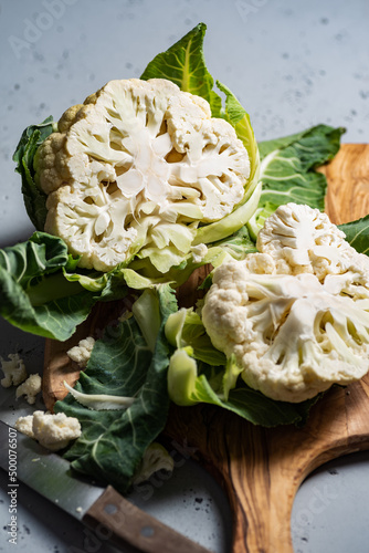 Raw califlower halfed.