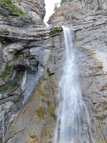 Cascada de agua.