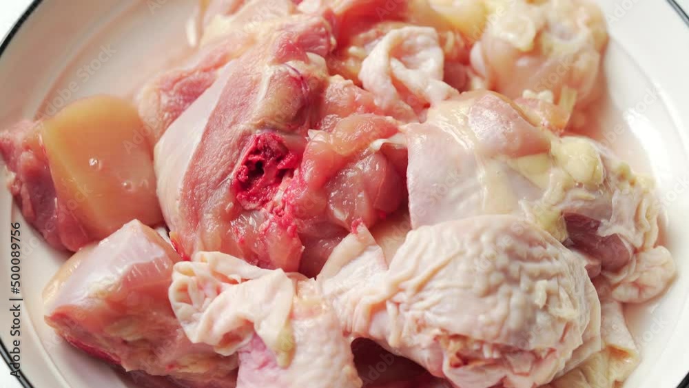 Local specialty home-cooked stewed chicken thigh