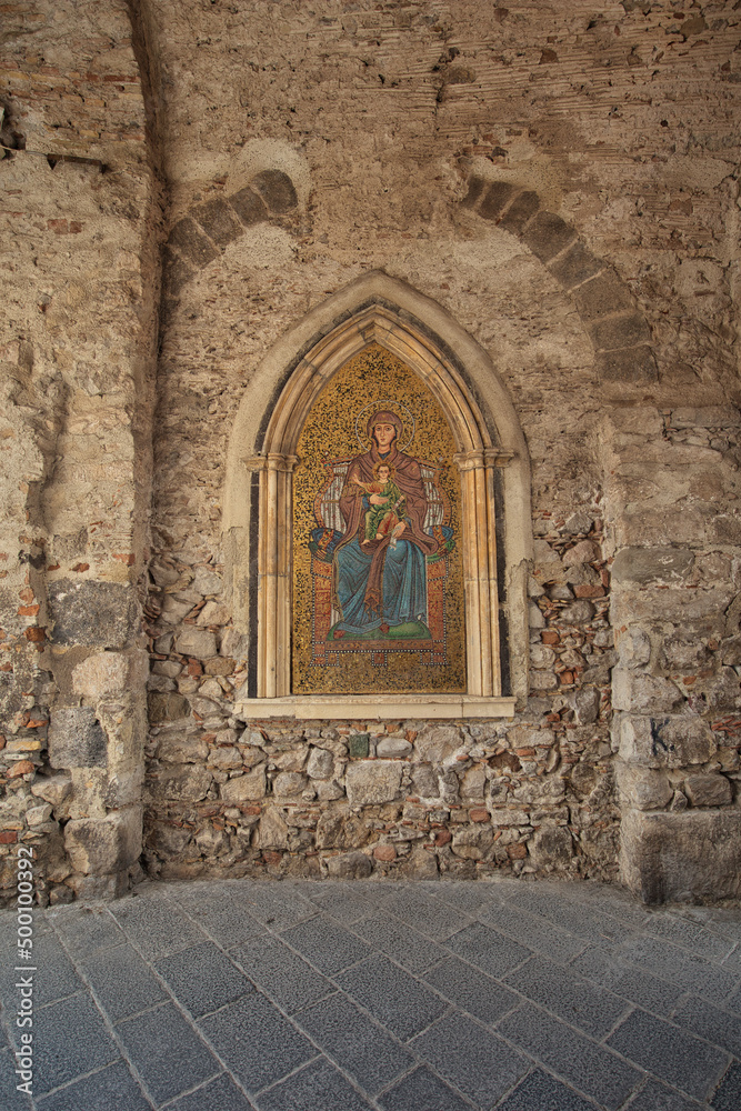 Through the streets of Taormina, a tourist city in Sicily. Through the streets of Taormina, a tourist city in Sicily.