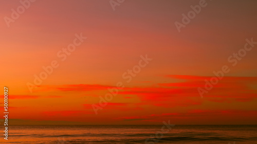 amanhecer na praia  © Ana