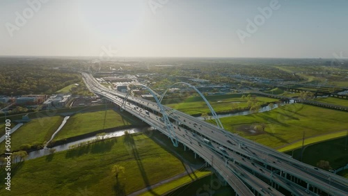 Margaret McDermott arch bridge photo