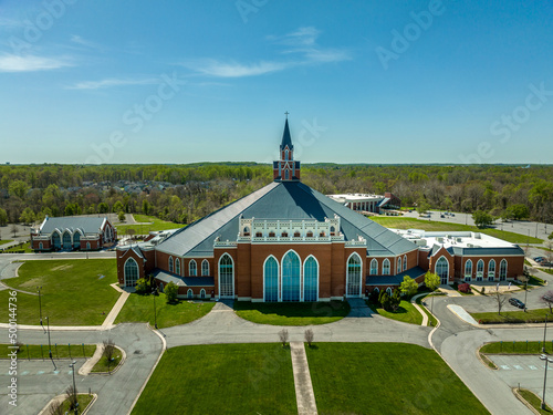 Aerial view of Upper Marlboro evangelical church near Washington DC with medieva Fototapete