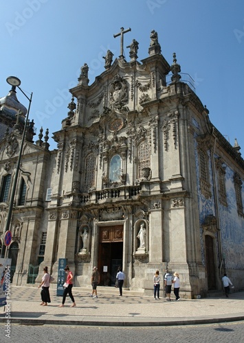 Carmo and Carmelita church in Porto  - Portugal  © insideportugal