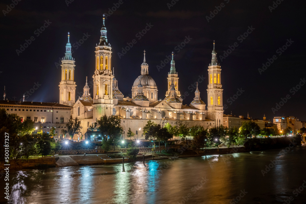 Basilica of Our Lady of the Pillar and Ebor River in the Evening, Zaragoza, Aragon, Spain, Europe