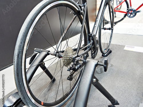 Derailleur gears of bicycle