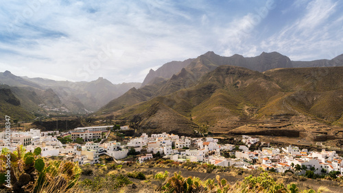 Vista panorámica  de Agaete con el Parque Natural de Tamadaba al fondo, Gran Canaria, Islas Canarias, España photo