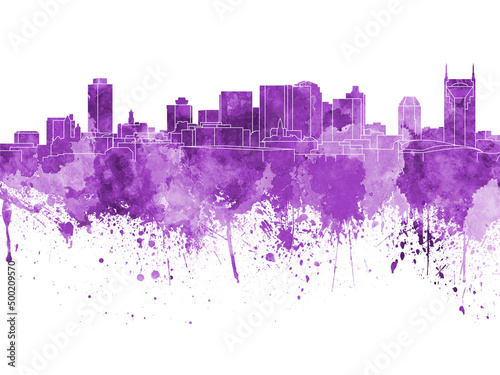 Nashville skyline in purple watercolor on white background © Paulrommer