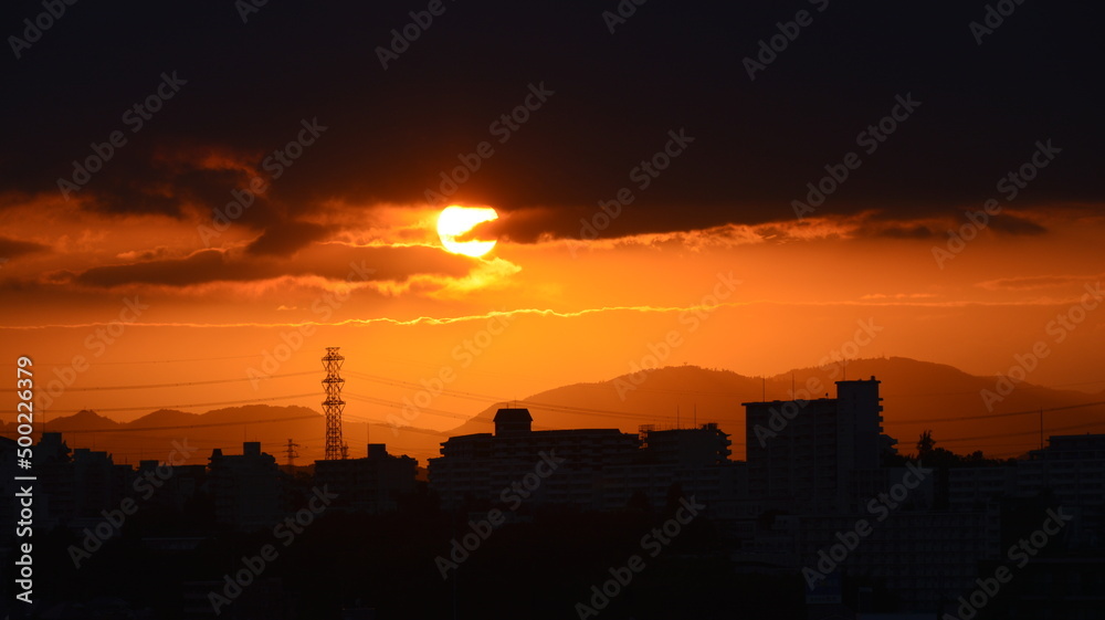 Silhouette of city 