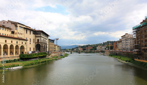 River Arno embankment in Florence, Italy © Lindasky76