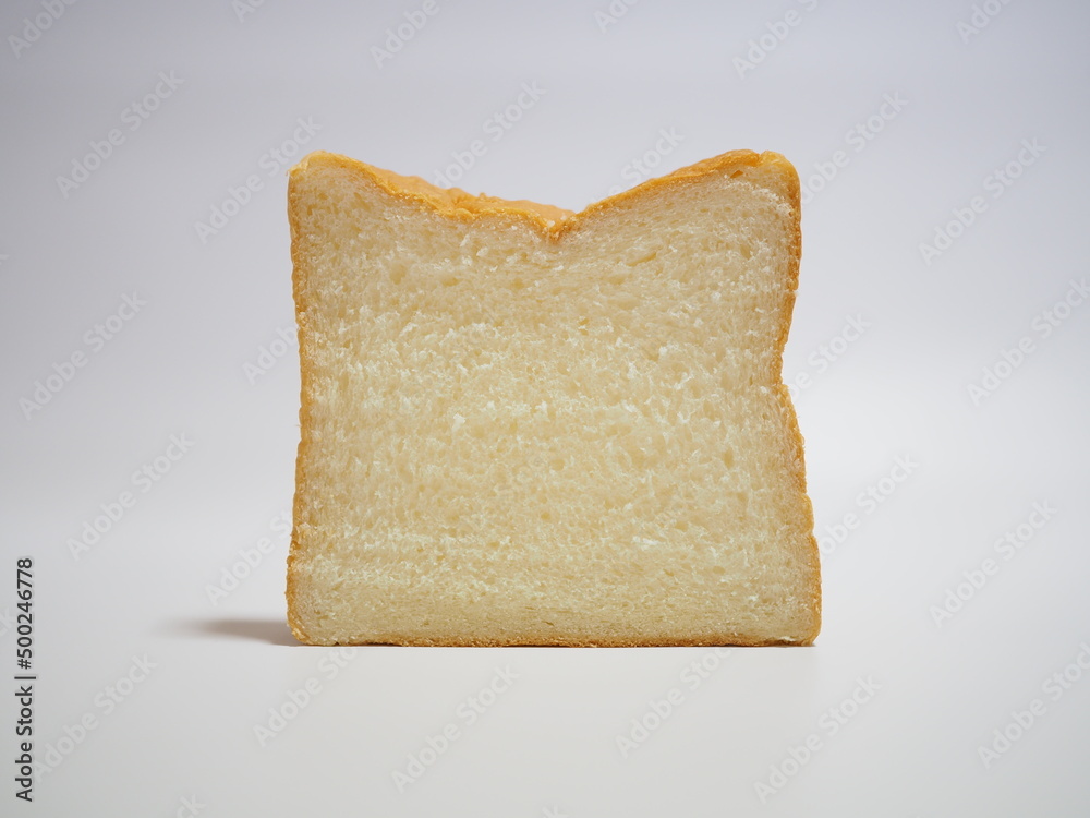 白背景に1枚の食パン