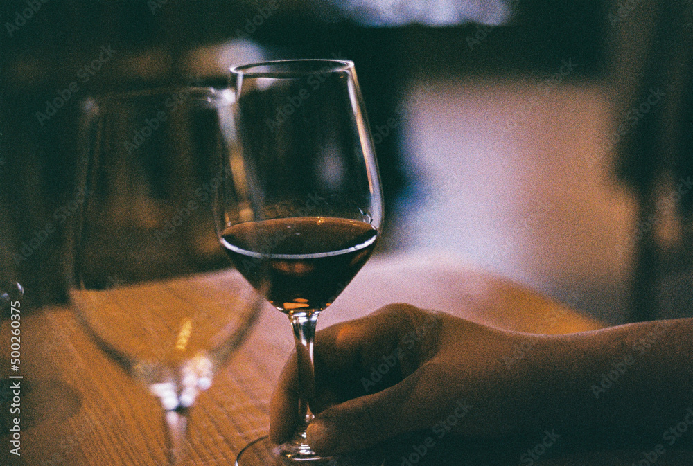 Obraz premium Analog Wine Tasting 5