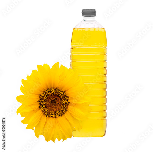 Speiseölflasche isoliert vor weissem Hintergrund