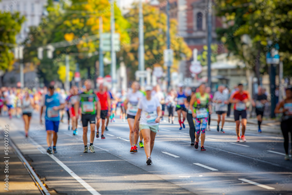 marathon runners in the city