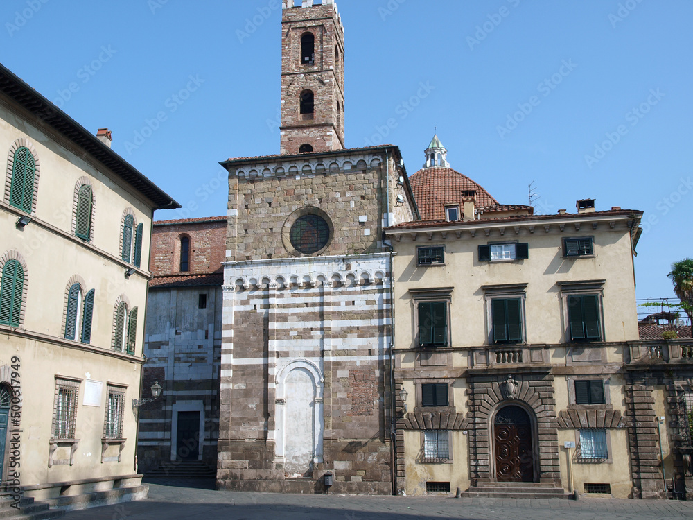 Lucca - the romanesque San Giovanni church