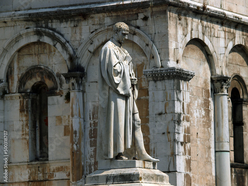 Statue of Francesco Burlamacchi in Piazza San Michele in Lucca, photo