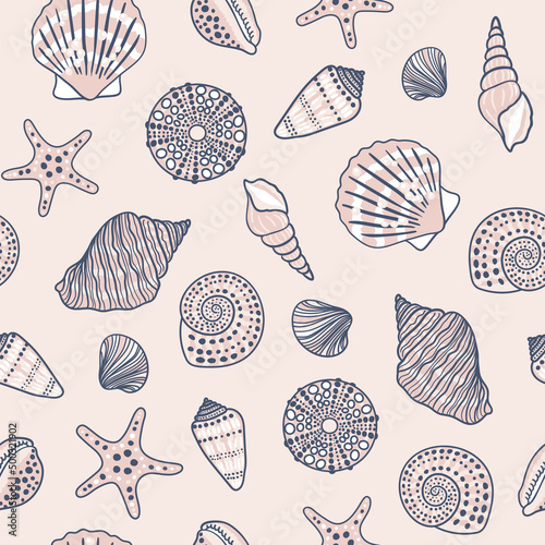 Sea shells, fossils and mollusks seamless pattern. Summer beach hand-drawn seaside vector print. Fashion textile bright multicolored illustration. Seashore elements design for fabrics, wallpaper
