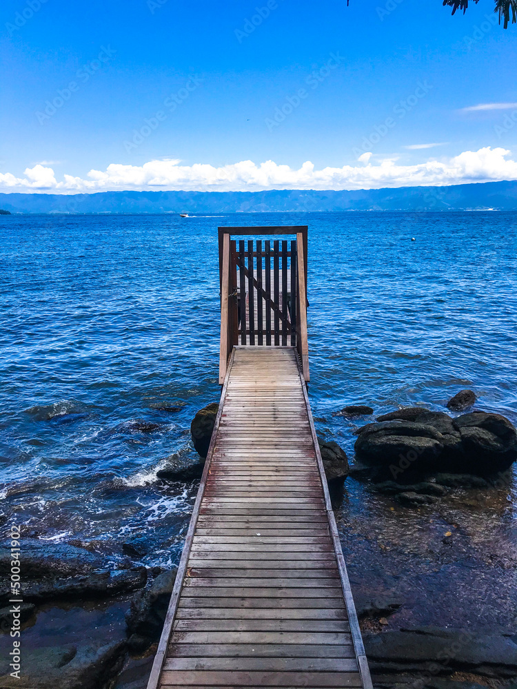Fototapeta premium pier on the sea