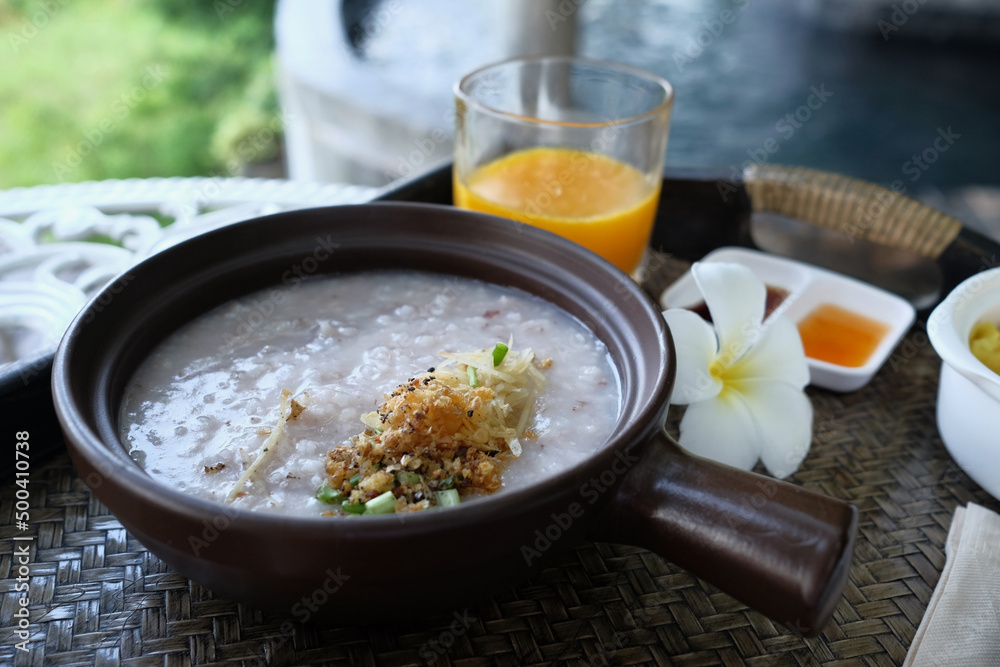 Porridge in clay pot ready to serve Porridge in clay pot ready to serve