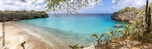 Fototapeta Naklejka Na Ścianę i Meble -  Holiday at Playa Jeremi on the Caribbean island Curacao - panorama