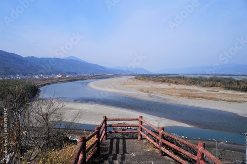 岩の鼻展望台と吉野川（徳島県）