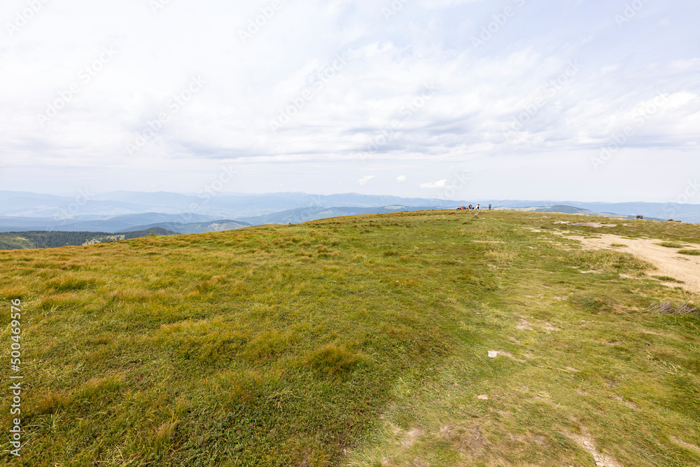 Obraz premium Mountain landscape in Ukrainian Carpathians in summer.