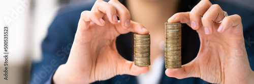 Принти на полотні Compare Money Wage Gap