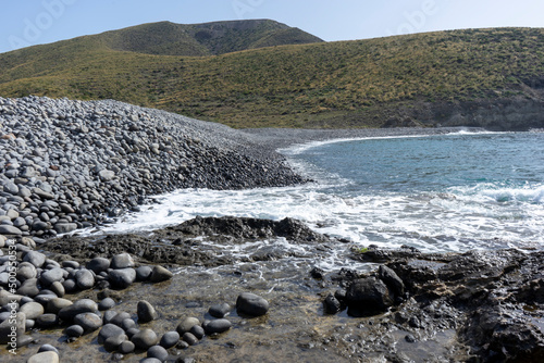 Fototapeta Naklejka Na Ścianę i Meble -  PARADISIACAL BEACH WITH ROUND STONES